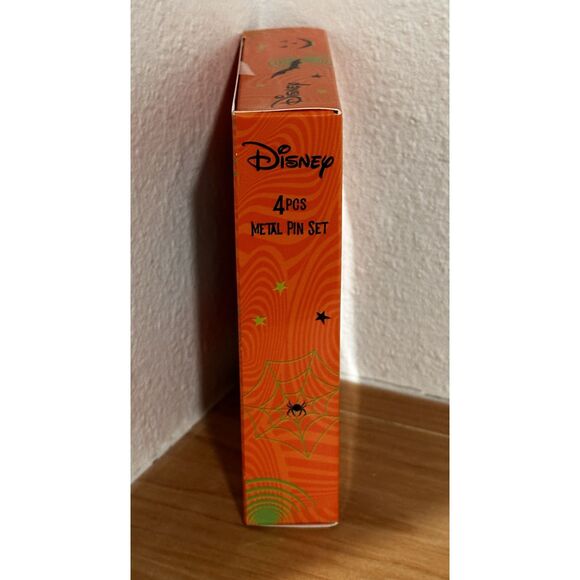 Disney Nightmare Before Christmas Metal Pins 4-pc Set NIB - Picture 4 of 5